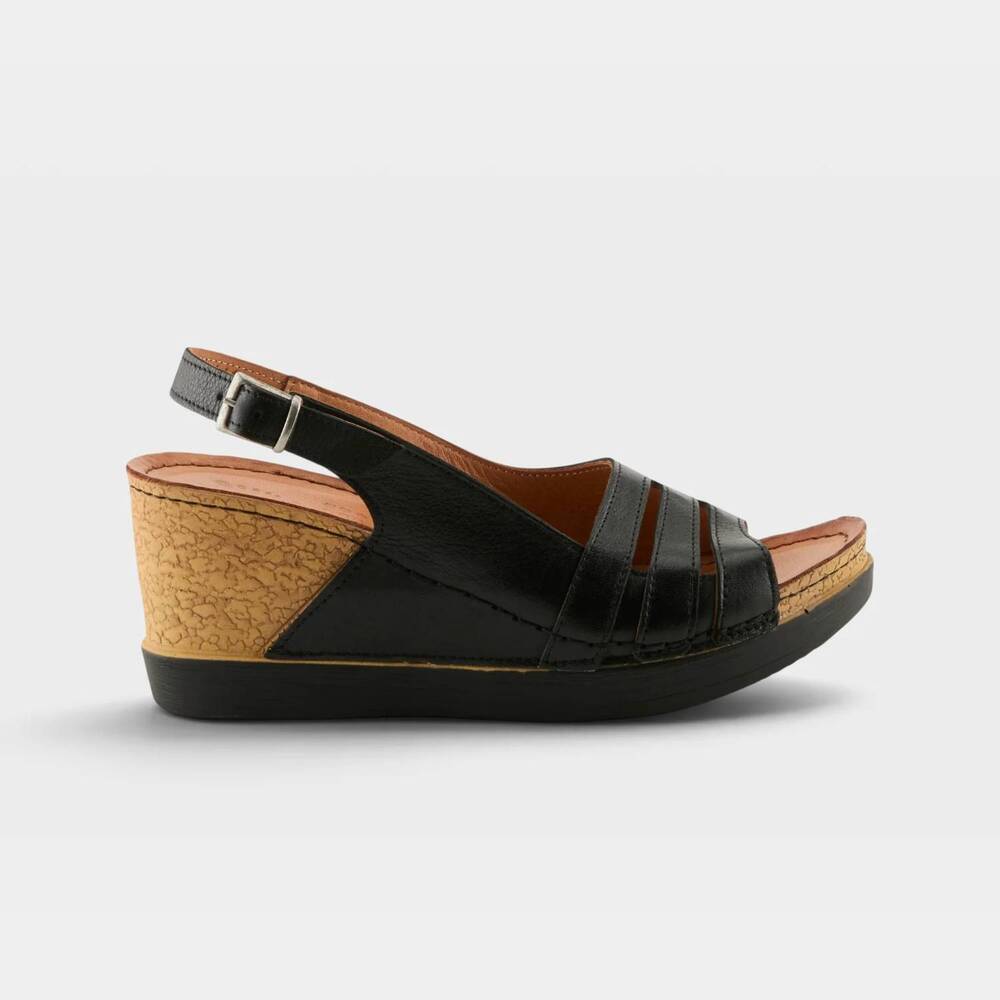 NEW SPRING STEP SHOES women's kelsy sandal in black